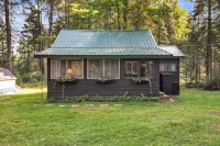 Rustic Willow Retreat - Outdoor Adventures 2 Bedroom Cabin by RedAwning - Hytter