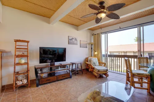Kailua-Kona Condo Steps to Beach and Downtown! - Pysäköinti