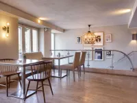 Hotel Santa Cecilia B&B Hotels near Custom's Square