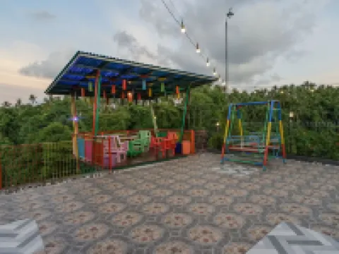 Villa Robert Hotels in Malalayang