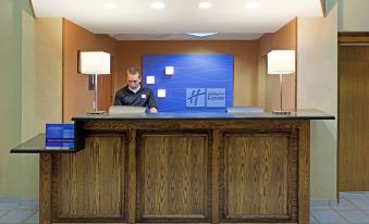 Holiday Inn Express Irwin (PA Tpk Exit 67)