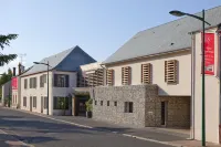 Logis Hôtel Terre de Loire Hotels in Cher