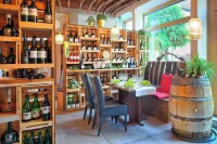 Hotel Müller Café & Wein / Mondholzhotel Hotels in Veitshöchheim