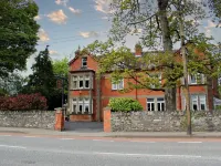Innisfree House Hotels in Dundalk