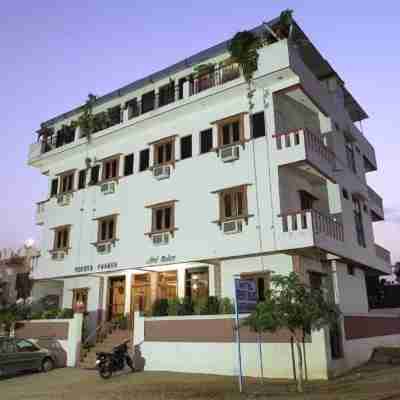 Hotel Teerth Palace Hotel Exterior