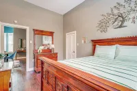 Walk to Dtwn: Colorful Cañon City Home w/ Grill! - Boutique