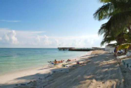 4 Bedrooms,large private pool,Great fishing!!! Hotels in Key Colony Beach