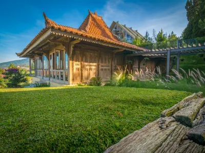 Villa Maison Jenkris at Villa Istana Bunga Hotell i Kertawangi