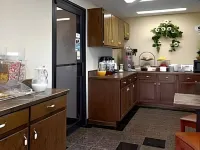 Super 8 by Wyndham Hattiesburg North/University Area - breakfast