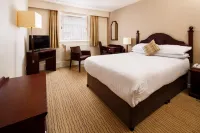 Mercure Perth Hotel Hotels in Скон