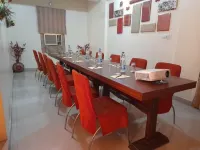 Hotel Maiden Residency