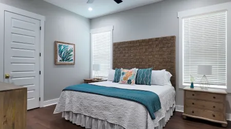 Bubbles Up! Spacious 4-bedroom house with in-ground pool in Panama City Beach.