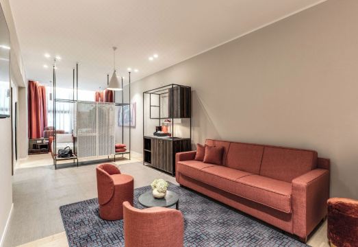 파리올리 큐브 호텔