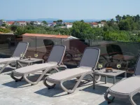 Penthouse Adela Hotels in Vir