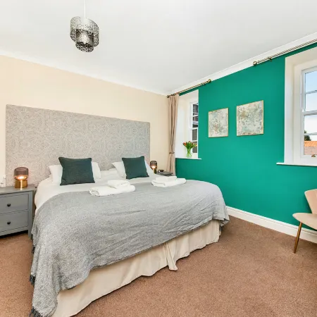 Pennine Hall Apt