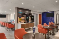 Holiday Inn Express & Suites HAWTHORNE - ELMSFORD NORTH by IHG - breakfast