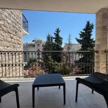Sunny Bay Apartments