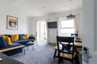 Two bed Apartment With Sea Views in Bognor Regis Hotels in Bognor Regis