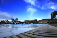 Grage Hotel Bengkulu - ที่มีสระว่ายน้ำ