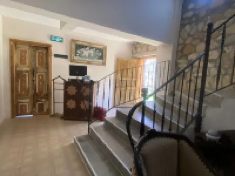 Nur Karen Taş Konak Dikili otelleri