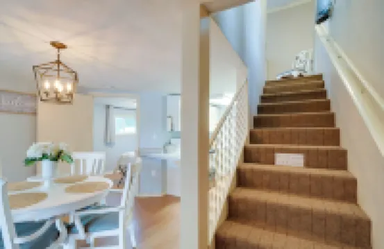 'lakeside Haven' w/ Deck & Views in Jefferson!