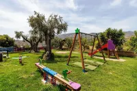 Hostal y Apartamento Rural Los Naranjos فنادق في Melegis