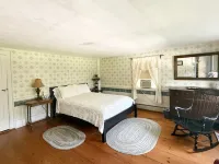 Colonel Spencer Inn Hotels in Campton