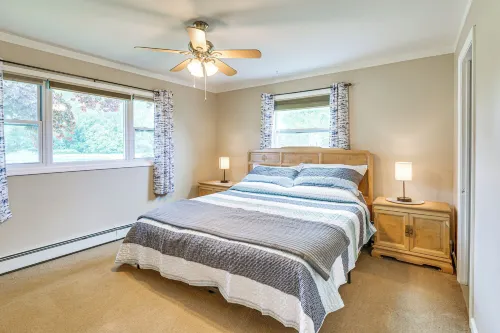 1 Block to Lake Huron: Pet-friendly Apt w/ Kayaks - 3-Sterne