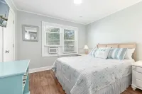 Charming Vacation Rental on Harker's Island