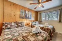 Whispering Pines Cabin - Family and Pet Friendly Abode