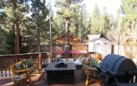 Super Cozy 2 Bedroom 1 Bath With Spa and Deck