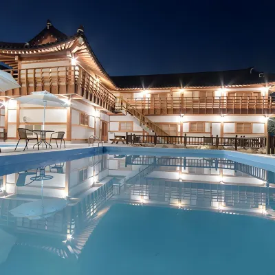 Gyeongju the Nine Hanok Stay Отели рядом с достопримечательностью «Станция Singyeongju»