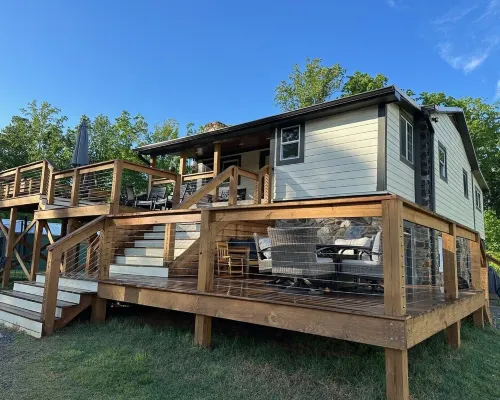Log Cabin at the Farm 查塔姆縣酒店