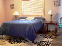 2 bdrm, 3 beds. Quiet Retreat. Fenced in Unit, pet friendly! Hotels in Brule County