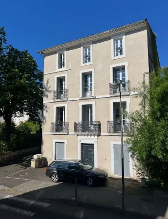 Apartment n°3 - T2 bedroom & separate bathroom