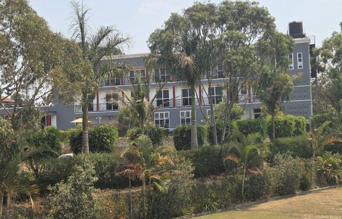 Peak Hotel
