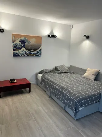 Apt Meublé Tout Confort, Indépendant, au Calme Absolu, Avec Piscine Privative