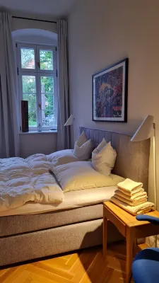 Ground floor apartment with terrace near the old town! Hotel in zona Camping am Kühlhaus Görlitz - Alternativer Campingplatz trifft Industriekultur