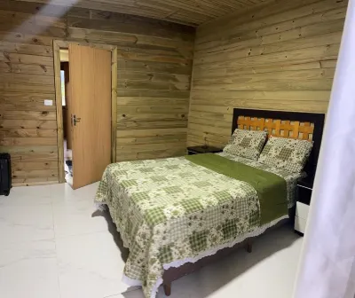 House in Praia do Sonho - Palhoça-SC with Wi-Fi, pet friendly, excellent for vacations Hotel in zona Praia Do Tomé