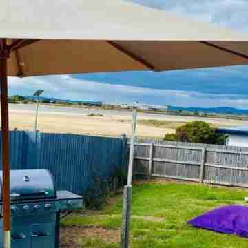 Beach Daze - more than a beach house! Your pet-friendly home away from home! Hotel Exterior