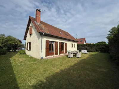 Quiet, detached house between Authie Bay and the beach Hôtels à proximité de : plage côte d'Opale