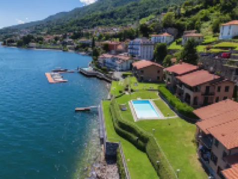 Musso Waterside Hotels in Musso
