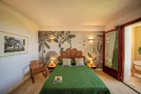 Sweet Life in Golf Is Molas