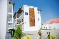 H Village: Luxury 3 Bedroom Apartment in Tema 25