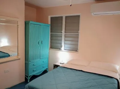 Full Bed/Kitchenette Esperanza w/AC+Wi-Fi Apt. 2 Hotels near Bahía Bioluminiscente