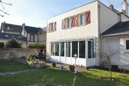 Charming house 5 minutes from the beach