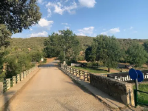 Charming 2-bedroom house with AC and WiFi in lovely Rabal Hotels in Braganca