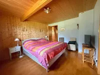 CHALET SLEEPS 11 FAVERGES-SEYTHENEX Hotel di Faverges