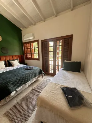 Maresias house 50 meters from the beach with barbecue