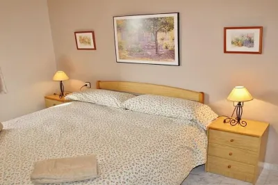 AMAZING HOUSE PRIVATE POOL HUGE GARDEN! Hotel in zona Playa de Creixell